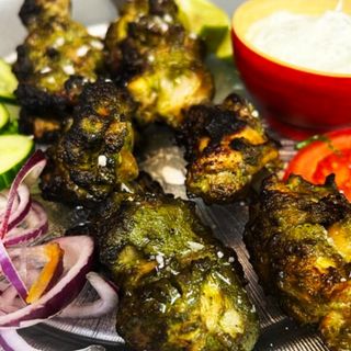 CHICKEN HARIYALI TIKKA 8 szt.