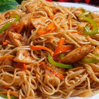 CHICKEN NOODLES