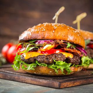 Cheeseburger klasyczny