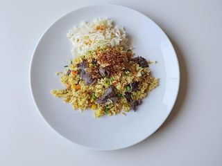 Ryż smażony z wołowiną