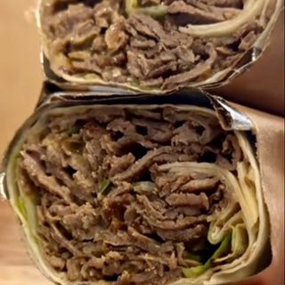 Lawasz mięsny 220g ( samo mięso i sosy )