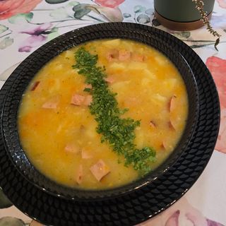 Danie dnia (Kartoflanka + schabowy)