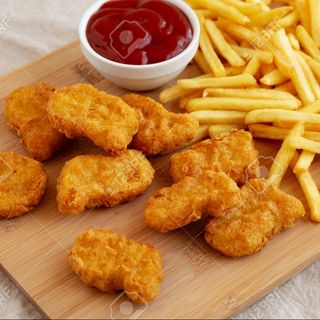 Nuggetsy z Frytkami