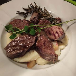 Kaczka w gruszkach