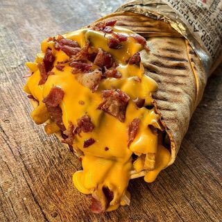 Tortilla, pita z sosem serowym mega