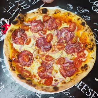 Pizza salami napoli 
