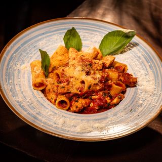 Rigatoni all'arabbiata z kurczakiem 350 g