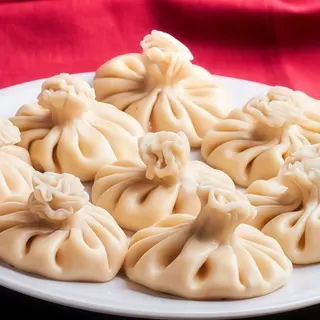 Chinknali z serem i szpinakiem 6 szt.