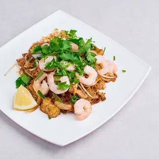 Pad thai krewetki