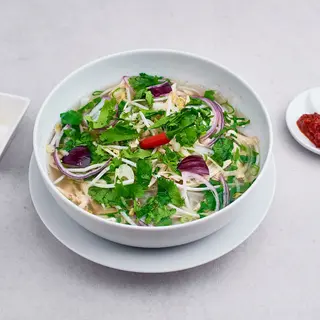 Zupa pho z kurczakiem