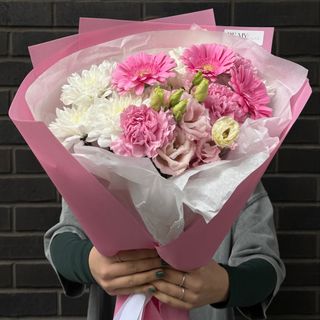 Bukiet z eustomy, goździków i margaretki «SOFT BLOOM»