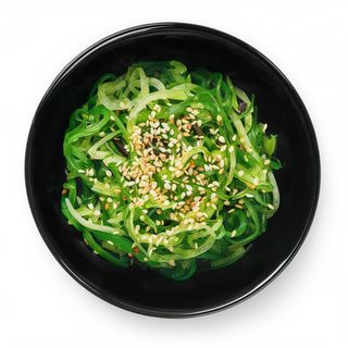 Chiyashi z sosem orzechowym