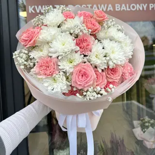 Bukiet z róż gałązkowych, goździków i margaretki «BLUSH REVERIE»