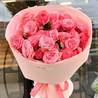 Bukiet z gałązkowej różowej róży «FOREVER»