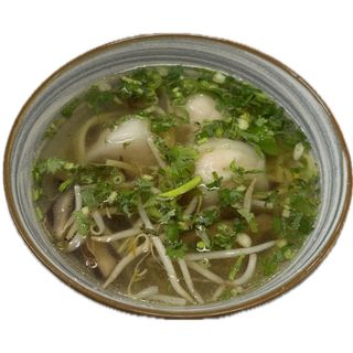 Zupa z pierożkami warzywnymi Hakao