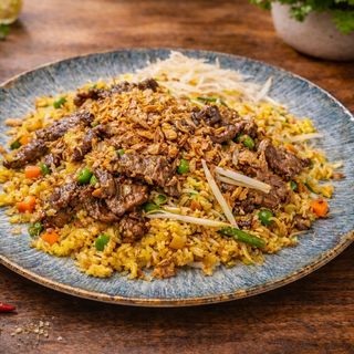 Ryż smażony z wołowiną 350g