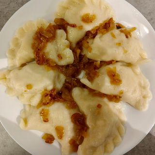 Pierogi z kapustą i grzybami