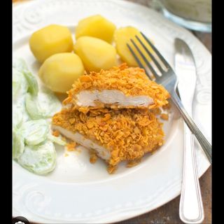 Kotlet drobiowy w płatkach