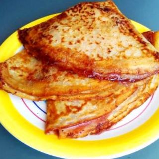 NALEŚNIKI Z DŻEMEM