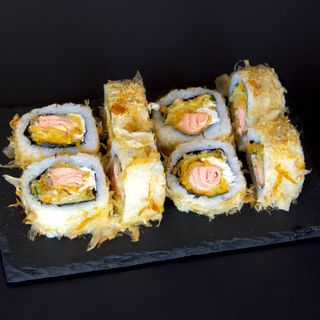 Umami Salmon Roll 8 szt