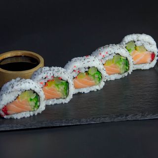 Uramak z Łososiem 5 szt