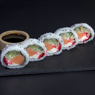 Uramak z Łososiem i Serkiem 5 szt