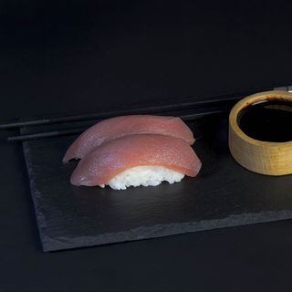 Nigiri z Tuńczykiem 2 szt
