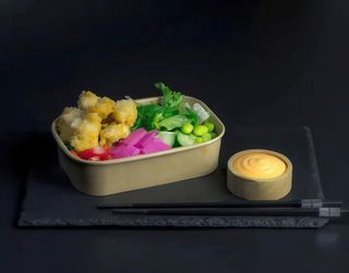 Bowl z Tofu w Tempurze