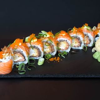 Cream Salmon Shrimp Roll 8 szt