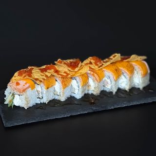 Cheddar Salmon Roll 8 szt