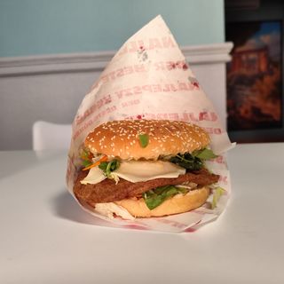 Cheeseburger duży 
