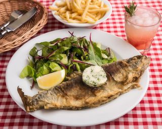 Pstrąg z Pieca z Frytkami