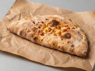 Pepperoni calzone