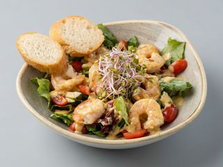 Sałatka z krewetkami