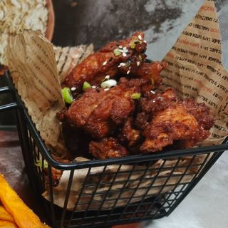 Skrzydełka na ostro (7szt.)