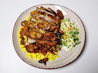 Chrupiąca kaczka z warzywami w sosie słodkie chilli