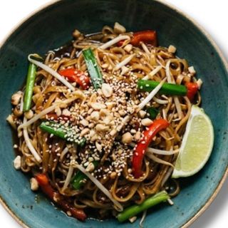 Pad thai z krewetkami