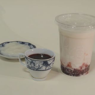 Strawberry Mochi Milk Tea 500ml