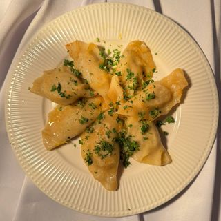 Pierogi z mięsem wołowo wieprzowym 6szt