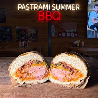 STREET FOOD SEZONOWY PORCHETTA