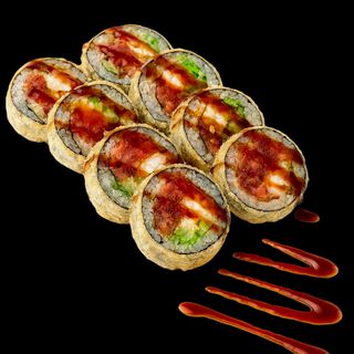 Rolka tempura z grill łososiem