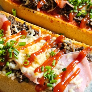 Zapiekanka z szynką