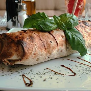 Tortilla z tuńczykiem