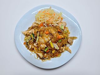 Makaron sojowy z kurczakiem