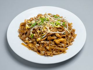 Makaron ryżowy z kaczką