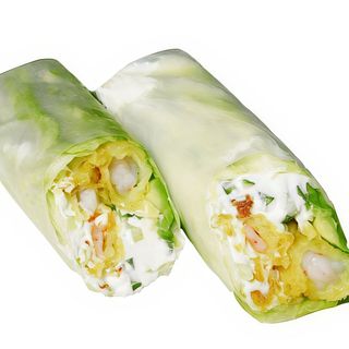 Spring roll z krewetkami w tempurze