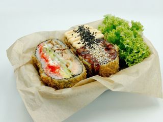 Sushi burger węgorz - łosoś
