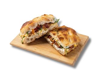 SCRAMBLED EGG FOCACCIA & GUANCIALE mini