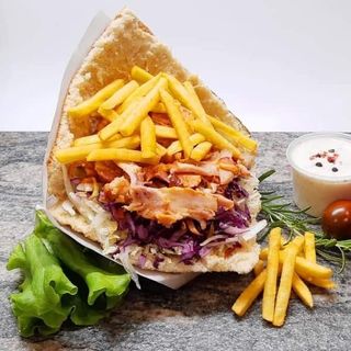 Kebab w bułce amerykański