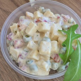 Sałatka Serowa 100 gr.